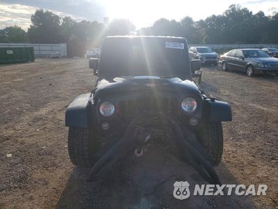 Piąte zdjęcie samochodu w środku: 2015 JEEP WRANGLER UNLIMITED SAHARA VIN:1C4BJWEG5FL607856 - miniatura