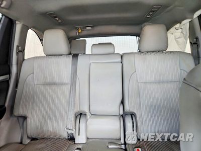 Zdjęcie 10 z 13 samochodu: 2019 TOYOTA HIGHLANDER LE PLUS VIN:5TDZZRFH9KS300764 - miniatura