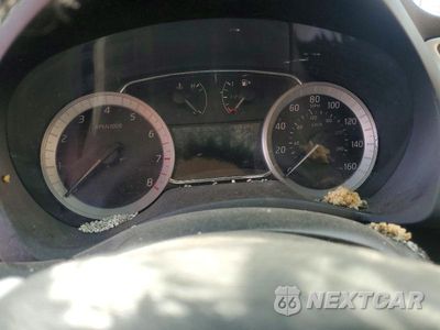 Zdjęcie 9 z 12 samochodu: 2015 NISSAN SENTRA SR VIN:3N1AB7AP1FY310808 - miniatura