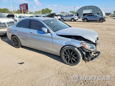 Czwarte zdjęcie samochodu z boku: 2016 MERCEDES-BENZ C 300 VIN:55SWF4JB6GU123666 - miniatura