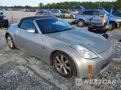 Czwarte zdjęcie samochodu z boku: 2004 NISSAN 350Z ROADSTER VIN:JN1AZ36A04T015858 - miniatura