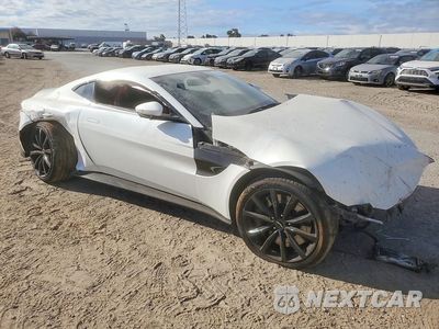 Czwarte zdjęcie samochodu z boku: 2019 ASTON MARTIN VANTAGE VIN:SCFSMGAWXKGN02034 - miniatura