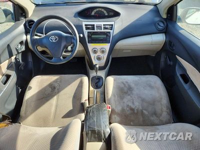 Zdjęcie 8 z 12 samochodu: 2007 TOYOTA YARIS BASE VIN:JTDBT923971154769 - miniatura