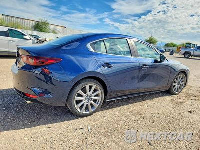 Trzecie zdjęcie samochodu z tyłu: 2022 MAZDA 3 SELECT VIN:JM1BPABL7N1507254 - miniatura