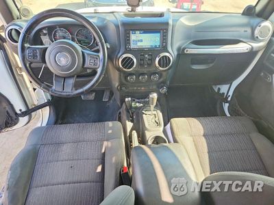 Zdjęcie 8 z 12 samochodu: 2011 JEEP WRANGLER UNLIMITED SAHARA VIN:1J4HA5H14BL575952 - miniatura