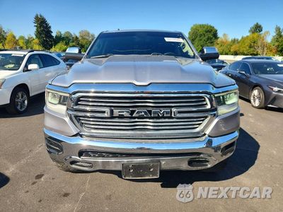 Piąte zdjęcie samochodu w środku: 2019 RAM 1500 LARAMIE VIN:1C6SRFJT7KN517836 - miniatura