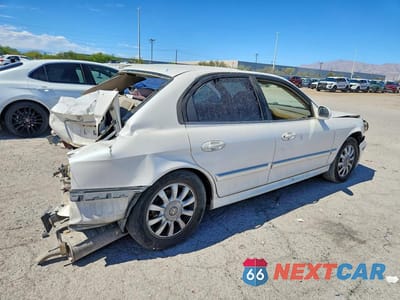 Trzecie zdjęcie samochodu z tyłu: 2003 HYUNDAI SONATA GLS VIN:KMHWF35H23A878564 - miniatura