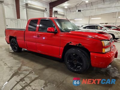 Czwarte zdjęcie samochodu z boku: 2003 CHEVROLET SILVERADO K1500 VIN:2GCEK19N831373655 - miniatura