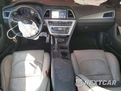 Zdjęcie 8 z 13 samochodu: 2015 HYUNDAI SONATA LIMITED 2.0T VIN:5NPE34AB1FH145919 - miniatura