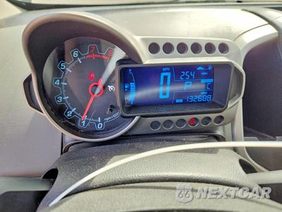 Zdjęcie 9 z 12 samochodu: 2014 CHEVROLET SONIC LT VIN:1G1JC6SH2E4150251 - miniatura