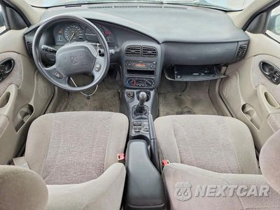 Zdjęcie 8 z 12 samochodu: 2002 SATURN SL2 VIN:1G8ZJ52722Z162345 - miniatura