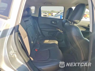 Zdjęcie 11 z 13 samochodu: 2018 JEEP COMPASS LATITUDE VIN:3C4NJCBB9JT165634 - miniatura