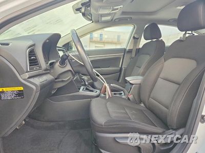 Zdjęcie 7 z 12 samochodu: 2018 HYUNDAI ELANTRA VALUE EDITION VIN:5NPD84LF7JH324780 - miniatura