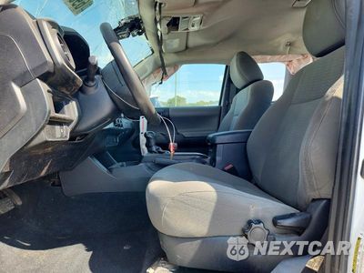 Zdjęcie 7 z 12 samochodu: 2018 TOYOTA TACOMA SR VIN:5TFRX5GNXJX131995 - miniatura