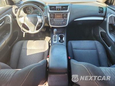 Zdjęcie 8 z 12 samochodu: 2018 NISSAN ALTIMA 2.5 S VIN:1N4AL3AP2JC165966 - miniatura
