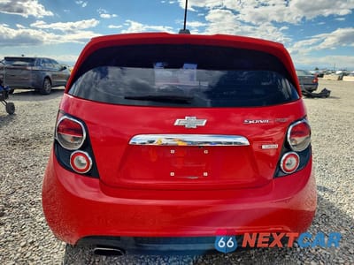 Zdjęcie 6 z 12 samochodu: 2016 CHEVROLET SONIC RS VIN:1G1JG6SB6G4110564 - miniatura