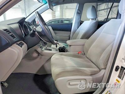 Zdjęcie 7 z 14 samochodu: 2013 TOYOTA HIGHLANDER PLUS VIN:5TDBK3EH5DS212107 - miniatura
