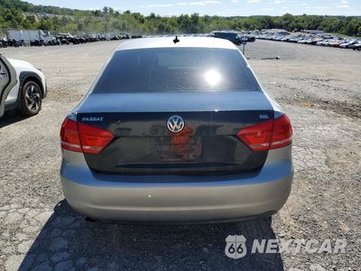 Zdjęcie 6 z 12 samochodu: 2014 VOLKSWAGEN PASSAT S VIN:1VWAP7A34EC024998 - miniatura