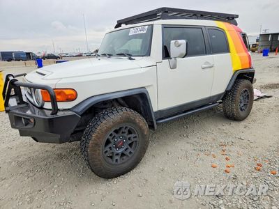 2011 TOYOTA FJ CRUISER BASE JTEBU4BFXBK107811 - główne zdjęcie licytacji z USA - miniatura