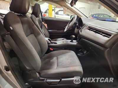 Zdjęcie 7 z 13 samochodu: 2020 HONDA HR-V EX VIN:3CZRU6H50LM704130 - miniatura