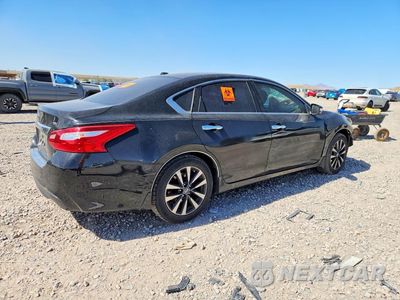 Trzecie zdjęcie samochodu z tyłu: 2016 NISSAN ALTIMA 2.5 SV VIN:1N4AL3AP6GC242170 - miniatura