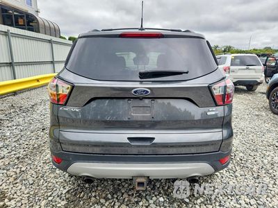Zdjęcie 6 z 13 samochodu: 2018 FORD ESCAPE SE VIN:1FMCU9GD0JUD38292 - miniatura