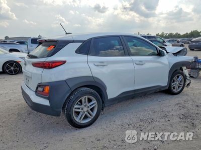 Trzecie zdjęcie samochodu z tyłu: 2020 HYUNDAI KONA SE VIN:KM8K12AA7LU424244 - miniatura
