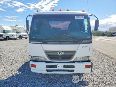 Piąte zdjęcie samochodu w środku: 2010 NISSAN DIESEL UD2000 VIN:JNAMB81H3AAE80101 - miniatura