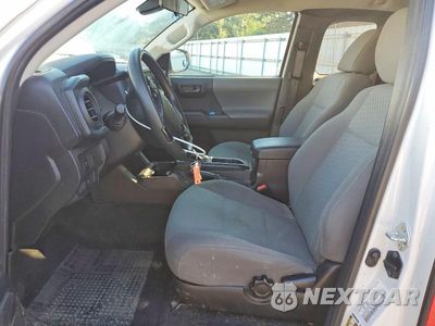 Zdjęcie 7 z 12 samochodu: 2022 TOYOTA TACOMA SR VIN:3TYRX5GN5NT044960 - miniatura