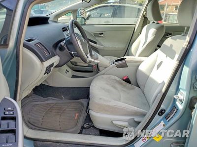Zdjęcie 7 z 12 samochodu: 2013 TOYOTA PRIUS TWO VIN:JTDKN3DU9D5655629 - miniatura