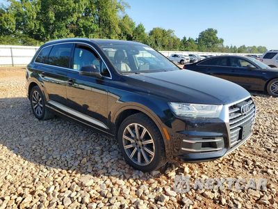 Czwarte zdjęcie samochodu z boku: 2017 AUDI Q7 PREMIUM PLUS VIN:WA1LAAF71HD019918 - miniatura