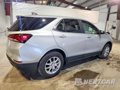 Trzecie zdjęcie samochodu z tyłu: 2022 CHEVROLET EQUINOX LT VIN:3GNAXUEV9NL258823 - miniatura