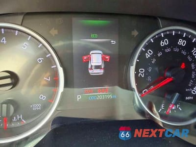Piąte zdjęcie samochodu w środku: 2019 TOYOTA RAV4 LE VIN:2T3F1RFV1KW022148 - miniatura