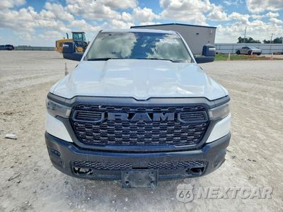 Piąte zdjęcie samochodu w środku: 2025 RAM 1500 TRADESMAN 4WD VIN:1C6RRFGG6SN757453 - miniatura