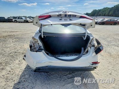 Zdjęcie 6 z 12 samochodu: 2016 HYUNDAI ELANTRA SE VIN:5NPDH4AE8GH784792 - miniatura