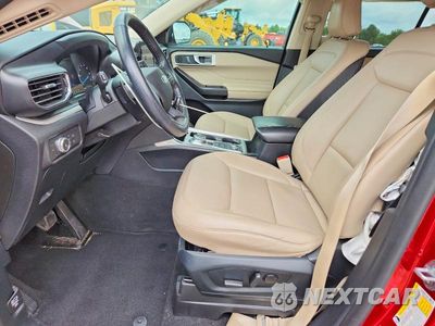 Zdjęcie 7 z 13 samochodu: 2020 FORD EXPLORER XLT VIN:1FMSK8DHXLGC19671 - miniatura