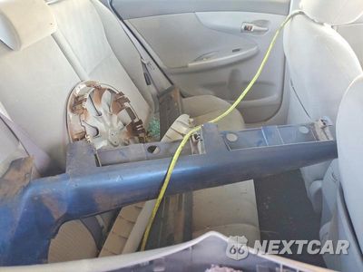 Zdjęcie 10 z 12 samochodu: 2010 TOYOTA COROLLA LE VIN:1NXBU4EE0AZ281795 - miniatura