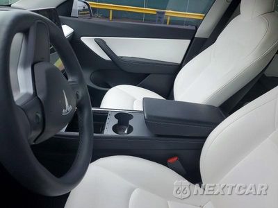 Zdjęcie 7 z 12 samochodu: 2021 TESLA MODEL Y VIN:5YJYGDEE6MF300112 - miniatura