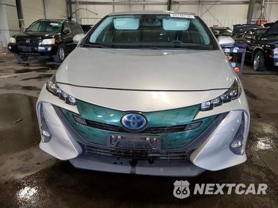 Piąte zdjęcie samochodu w środku: 2018 TOYOTA PRIUS PRIME ADVANCED VIN:JTDKARFP0J3084836 - miniatura