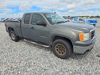 Czwarte zdjęcie samochodu z boku: 2011 GMC SIERRA K1500 SL VIN:1GTR2UEA6BZ127666 - miniatura