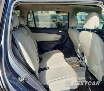 Zdjęcie 11 z 14 samochodu: 2019 VOLKSWAGEN TIGUAN SE VIN:3VV2B7AX5KM194551 - miniatura
