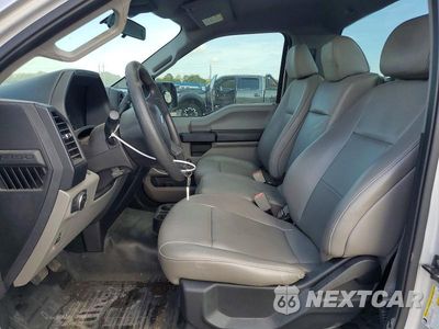 Zdjęcie 7 z 12 samochodu: 2019 FORD F150 VIN:1FTMF1CB9KKC24264 - miniatura