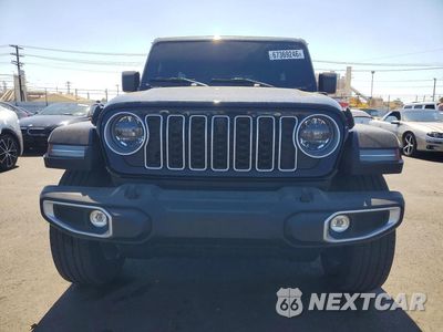 Piąte zdjęcie samochodu w środku: 2025 JEEP WRANGLER SAHARA 4XE VIN:1C4RJXP67SW580466 - miniatura