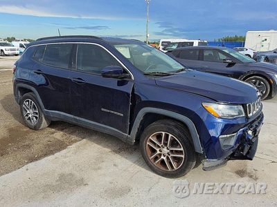 Czwarte zdjęcie samochodu z boku: 2018 JEEP COMPASS LATITUDE VIN:3C4NJDBB0JT255731 - miniatura