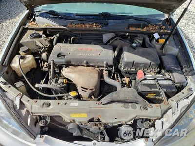 Zdjęcie 11 z 12 samochodu: 2004 TOYOTA CAMRY LE VIN:4T1BE32K54U874557 - miniatura
