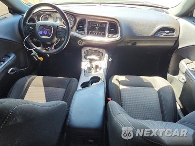 Zdjęcie 8 z 12 samochodu: 2023 DODGE CHALLENGER SXT VIN:2C3CDZAG6PH578857 - miniatura