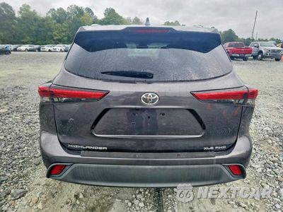 Zdjęcie 6 z 13 samochodu: 2021 TOYOTA HIGHLANDER XLE VIN:5TDGZRBH9MS063676 - miniatura