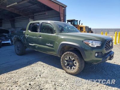 Czwarte zdjęcie samochodu z boku: 2022 TOYOTA TACOMA TRD OFF-ROAD VIN:3TMCZ5ANXNM497699 - miniatura