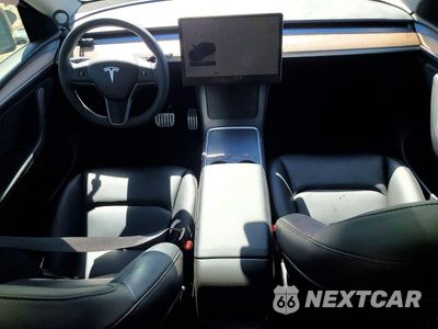 Zdjęcie 8 z 12 samochodu: 2024 TESLA MODEL Y VIN:7SAYGDEF3RF057457 - miniatura