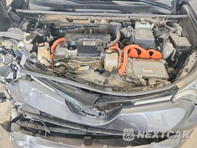 Zdjęcie 12 z 13 samochodu: 2016 TOYOTA RAV4 HV XLE VIN:JTMRJREV4GD037732 - miniatura